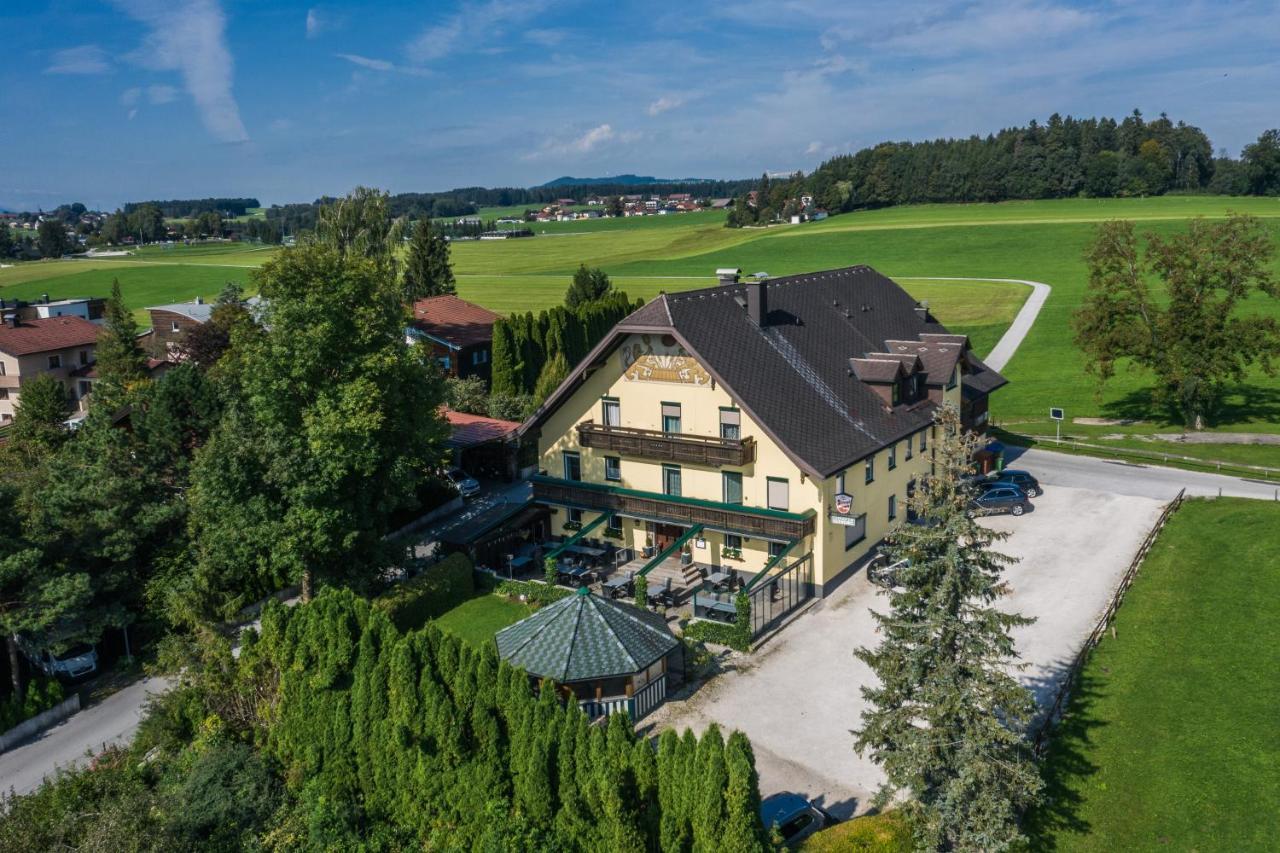 Gasthof Zur Seeburg Seekirchen am Wallersee Exteriör bild